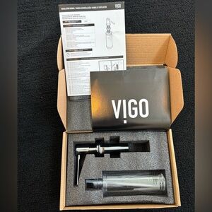 VIGO BOLTON SOAP DISPENSER IN CHROME MODEL NUMBER: VGSD005CH